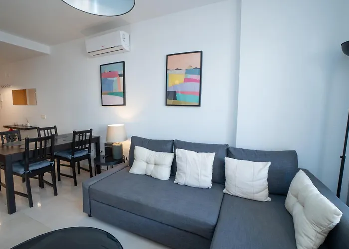 Neptuno 2c Menyber Apartament *